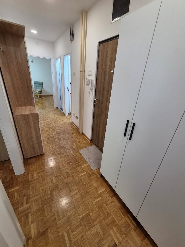 Slika 8 - Cara Justinijana I, Trosoban stan za izdavanje, 64m2, 850€