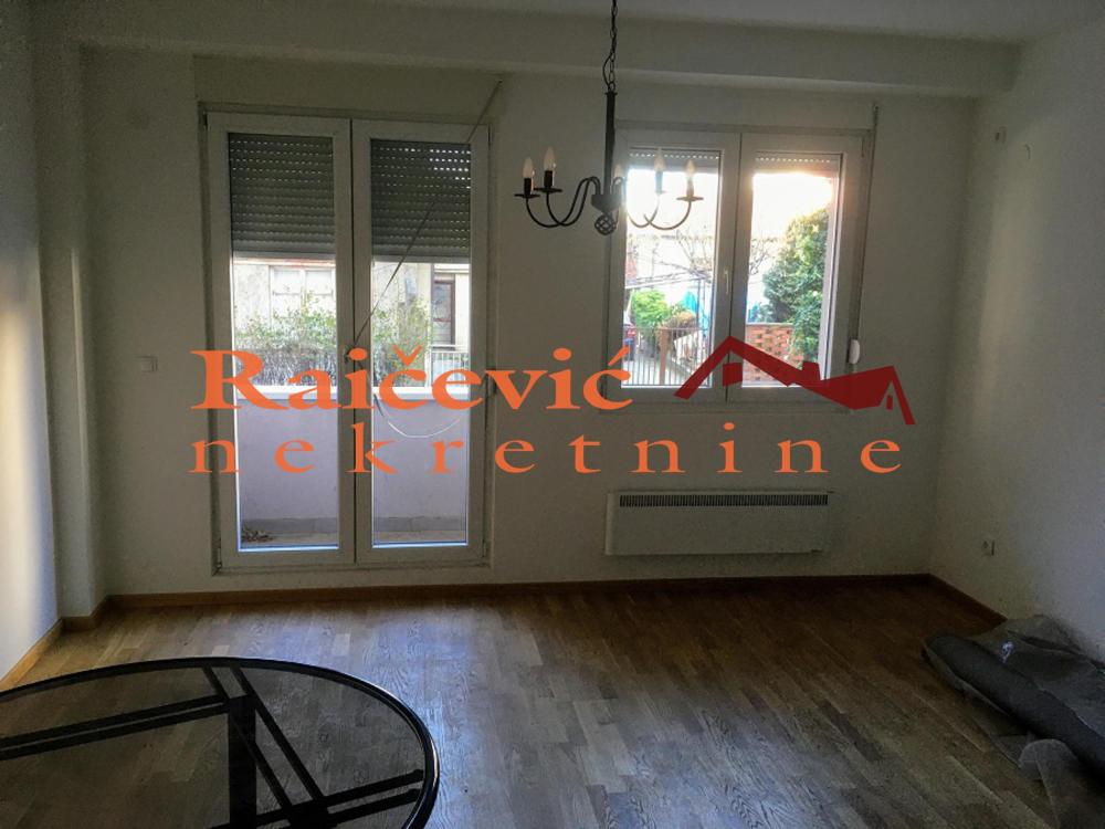 Slika 1 - Pasmanska,  Lokal za izdavanje, 53m2, 550€