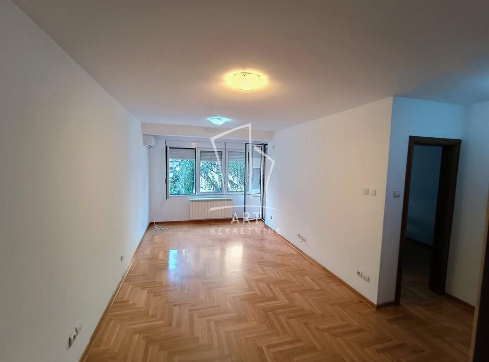 Glavna slika -Sazonova, Jednoiposoban stan za izdavanje, 44m2, 600€