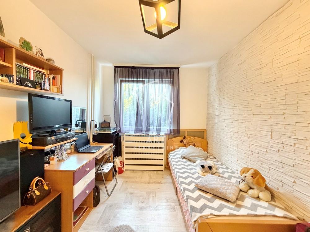 Slika 10 - Braće Srnić, Dvoiposoban stan na prodaju, 70m2, 213.000€
