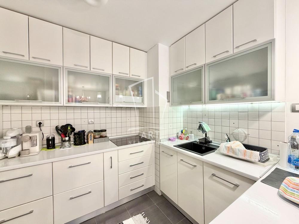 Slika 5 - Braće Srnić, Dvoiposoban stan na prodaju, 70m2, 213.000€