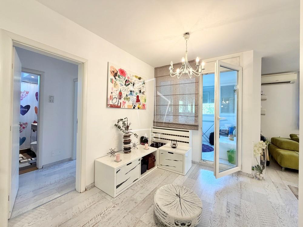 Slika 8 - Braće Srnić, Dvoiposoban stan na prodaju, 70m2, 213.000€
