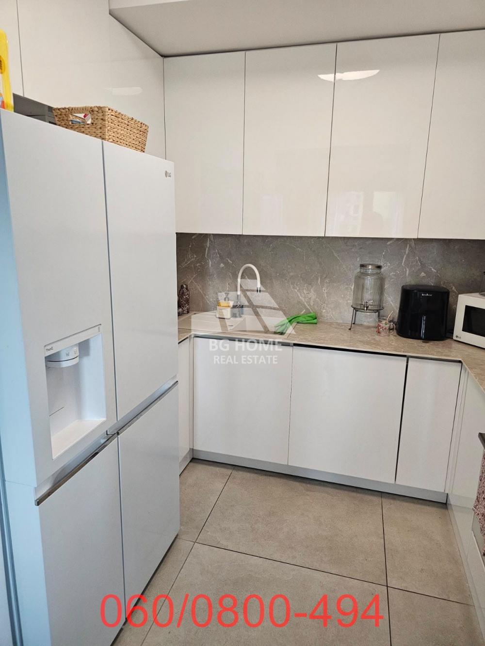 Slika 7 - Južni Bulevar, Četvorosoban stan na prodaju, 106m2, 450.000€