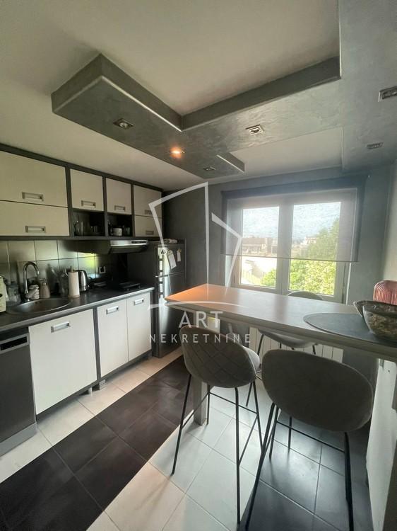 Slika 4 - Džordža Vašingtona, Petosoban stan za izdavanje, 85m2, 1.500€
