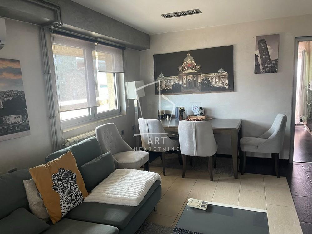 Slika 2 - Džordža Vašingtona, Petosoban stan za izdavanje, 85m2, 1.500€