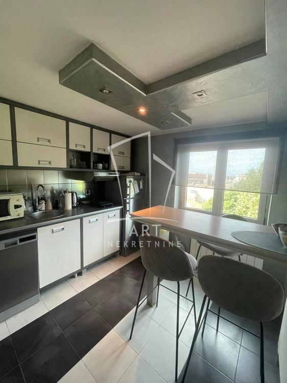 Slika 5 - Džordža Vašingtona, Petosoban stan za izdavanje, 85m2, 1.500€