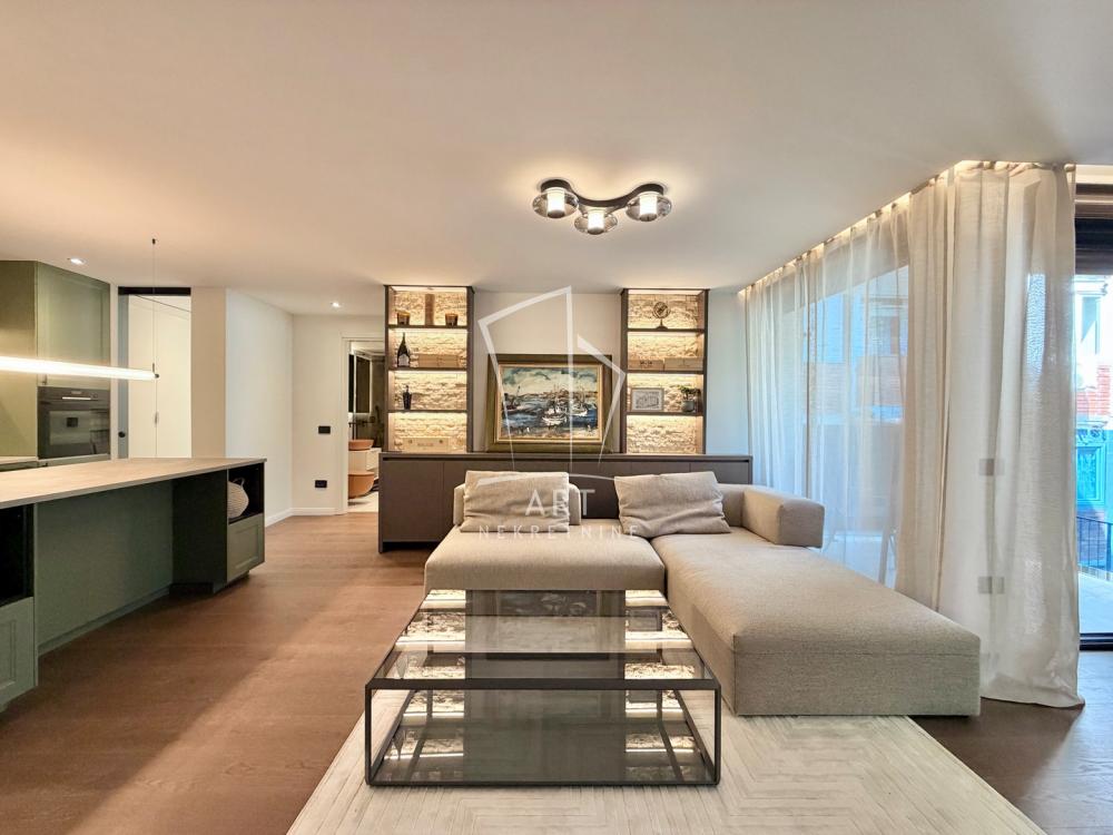 Slika 1 - Marine Veličković, Dvosoban stan na prodaju, 68m2, 246.000€