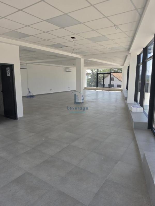 Slika 3 - Smederevski put,  Lokal za izdavanje, 150m2, 2.200€