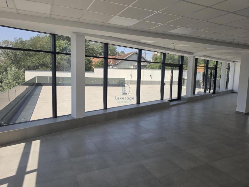Slika 1 - Smederevski put,  Lokal za izdavanje, 150m2, 2.200€