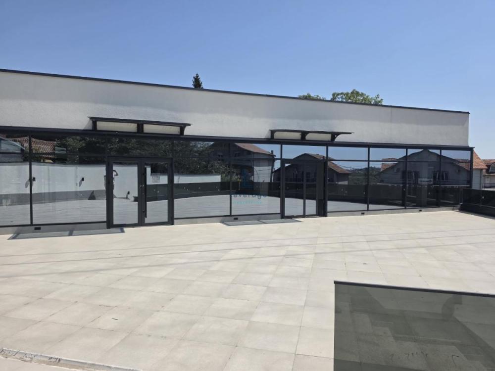 Slika 4 - Smederevski put,  Lokal za izdavanje, 150m2, 2.200€