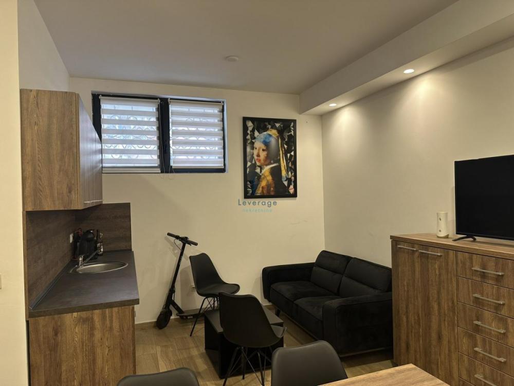 Slika 4 - Radojke Lakić,  Lokal na prodaju, 27m2, 108.000€