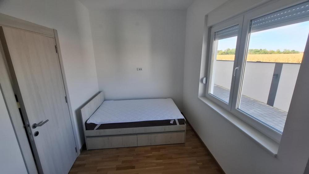 Slika 8 - Jednoiposoban stan za izdavanje, 38m2, 350€