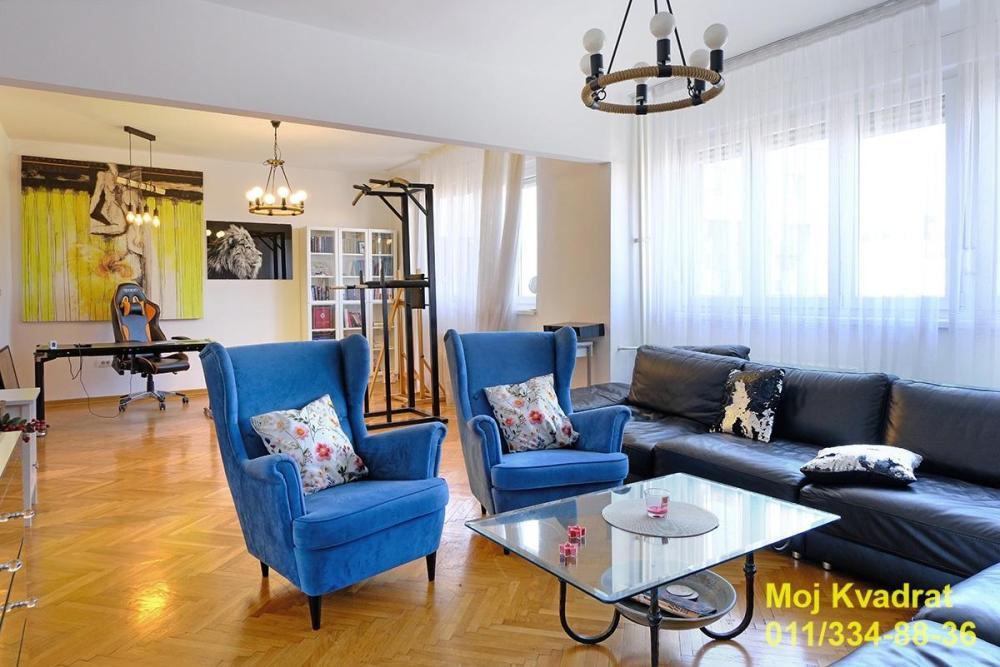Glavna slika -Trosoban stan za izdavanje, 93m2, 1.300€