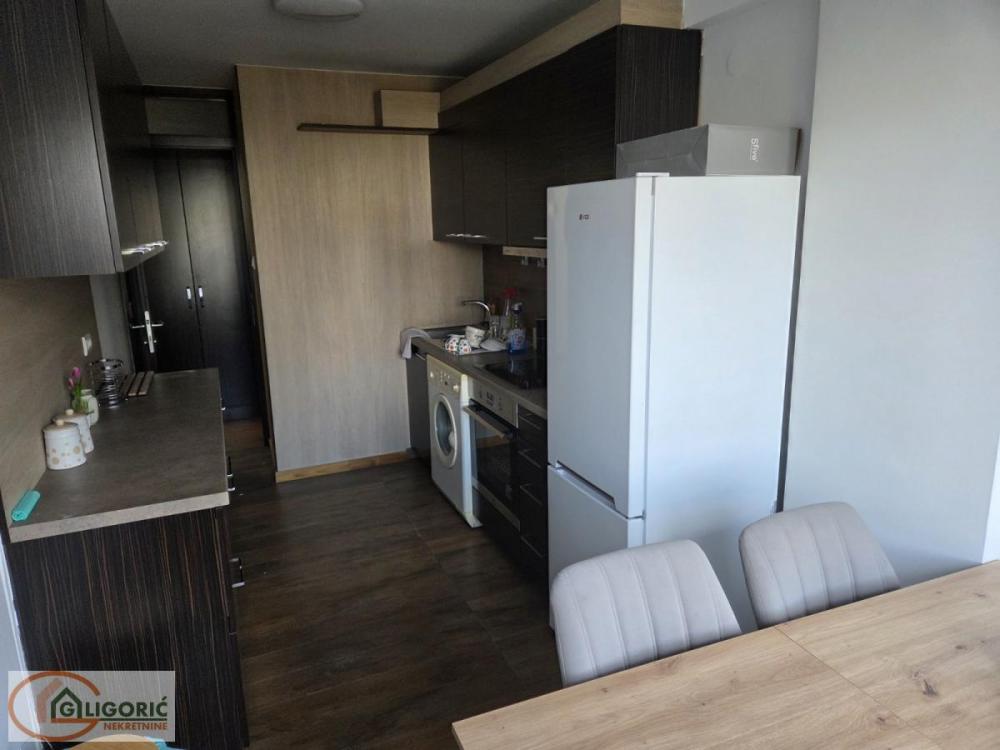 Slika 1 - Bulevar Zorana Đinđića, Jednosoban stan za izdavanje, 42m2, 700€