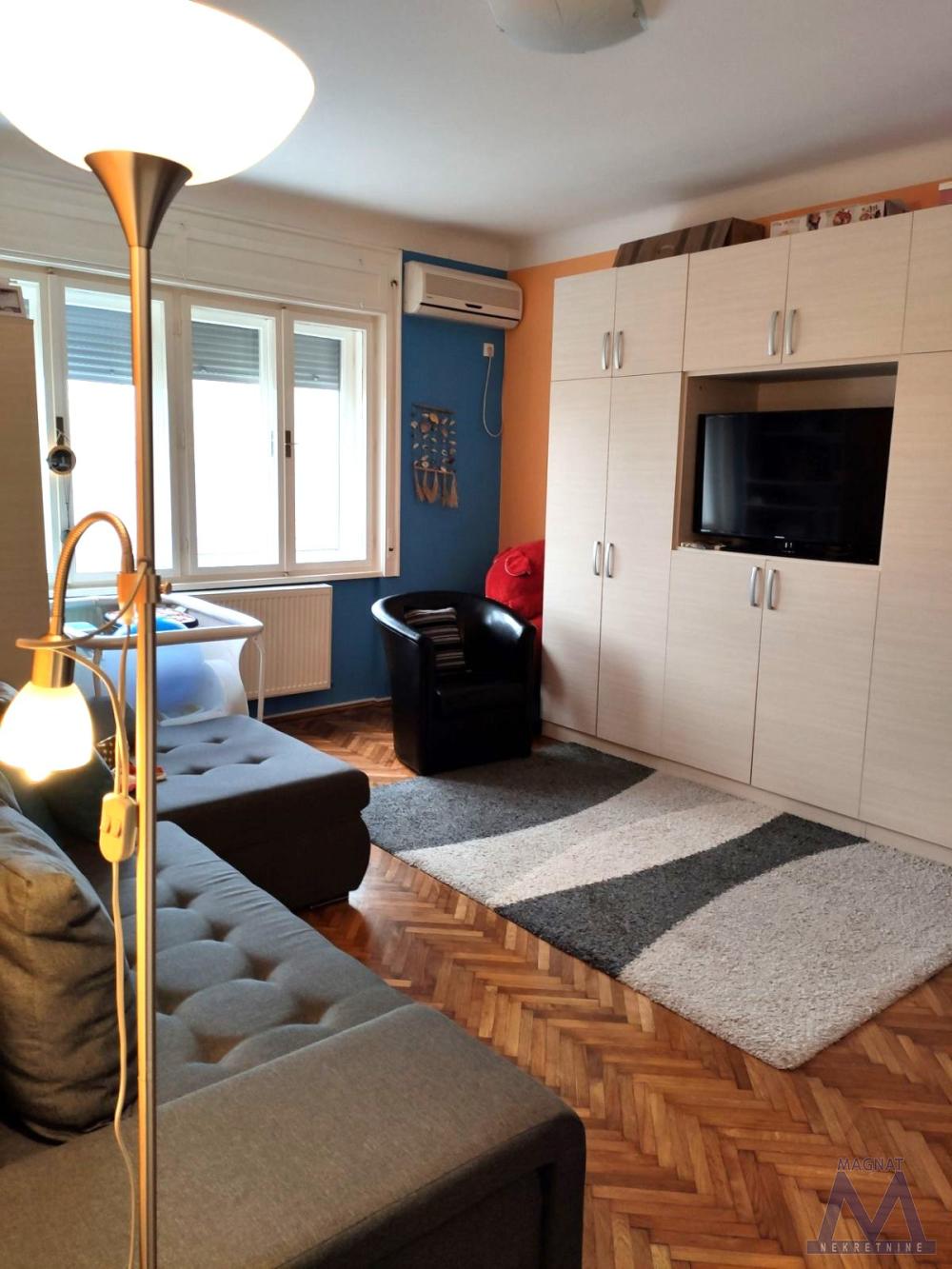 Slika 2 - Dvosoban stan za izdavanje, 350€