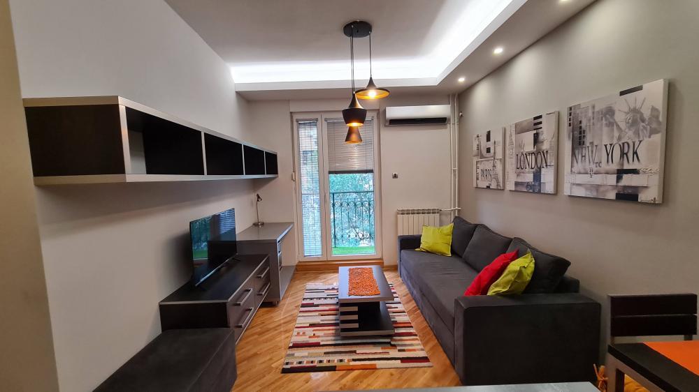 Glavna slika -Vojvode Dobrnjca, Jednoiposoban stan za izdavanje, 40m2, 700€
