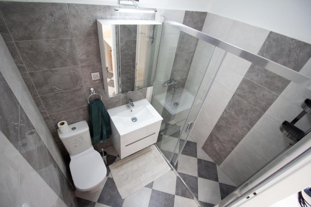 Slika 9 - Kralja Milana, Trosoban stan za izdavanje, 70m2, 1.400€