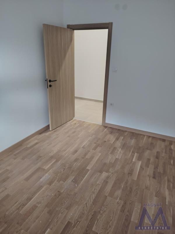 Slika 10 - Dvoiposoban stan za izdavanje, 400€