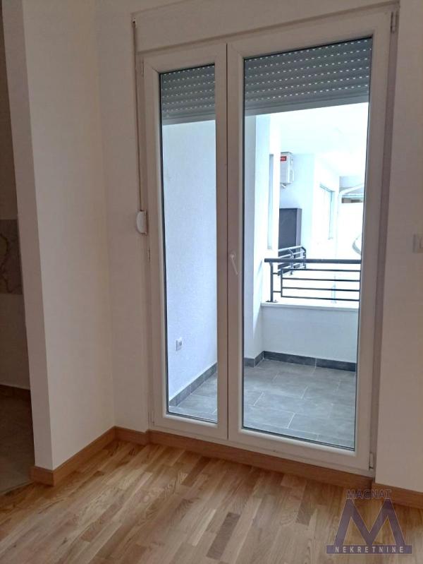 Slika 5 - Dvoiposoban stan za izdavanje, 400€