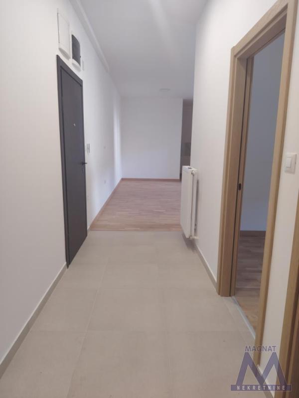 Slika 6 - Dvoiposoban stan za izdavanje, 400€