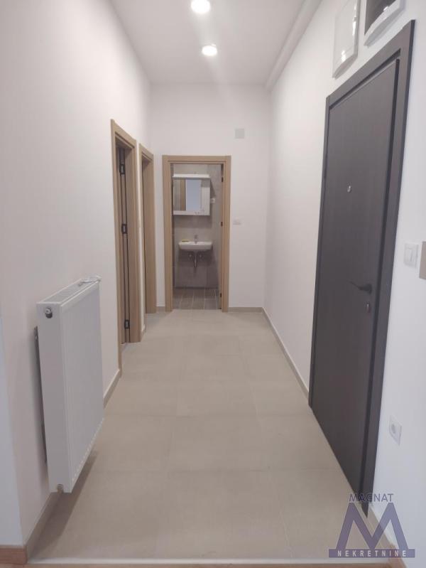 Slika 11 - Dvoiposoban stan za izdavanje, 400€