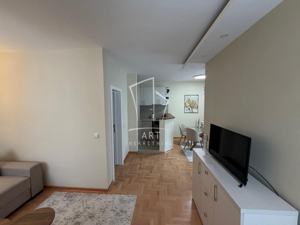 Slika 8 - Sokolska, Jednoiposoban stan za izdavanje, 54m2, 850€