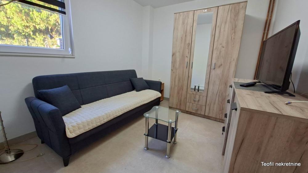 Slika 2 - Stare Porte, Trosoban stan za izdavanje, 65m2, 500€