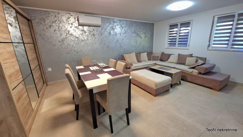 Glavna slika -Stare Porte, Trosoban stan za izdavanje, 65m2, 500€
