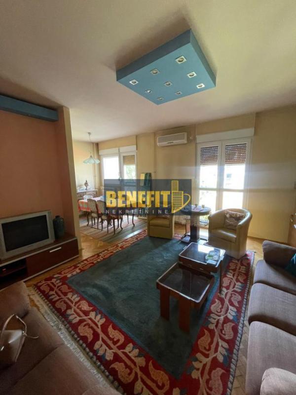 Glavna slika -Četvorosoban stan na prodaju, 89m2, 360.000€