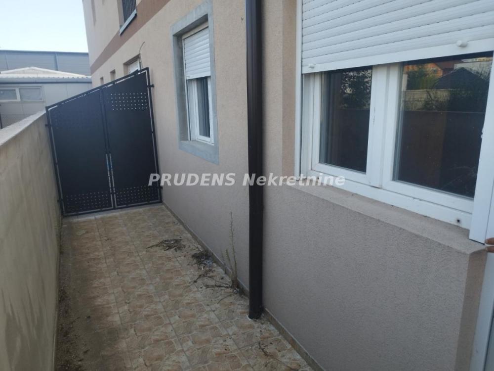 Slika 10 - Dvoiposoban stan na prodaju, 54m2, 77.000€