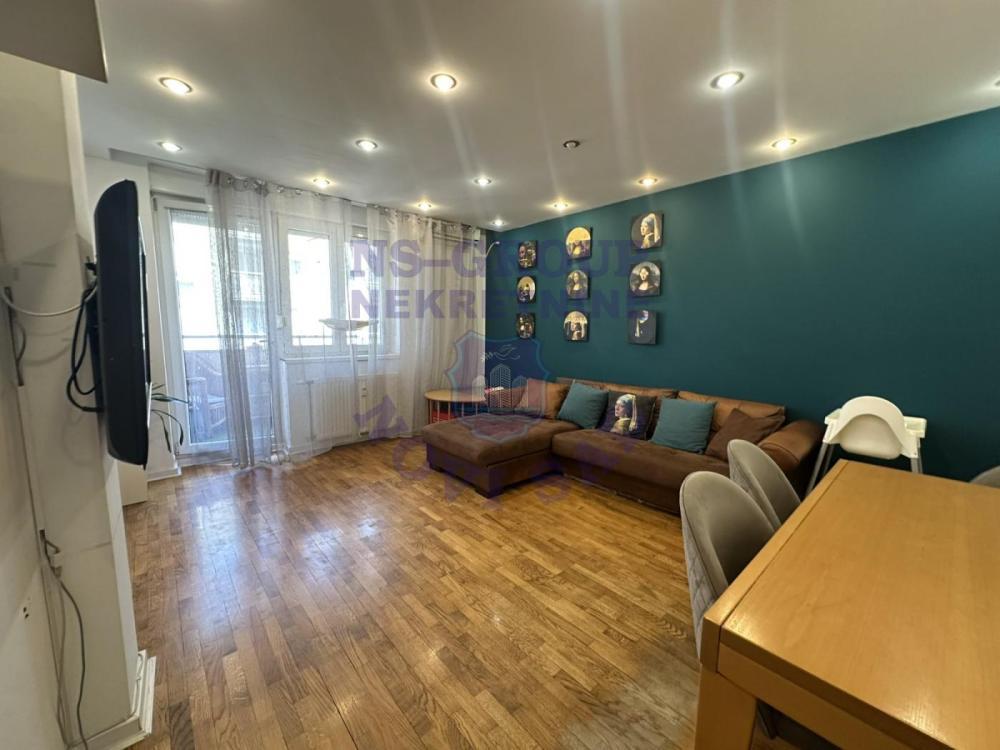 Glavna slika -Četvorosoban stan na prodaju, 79m2, 267.800€