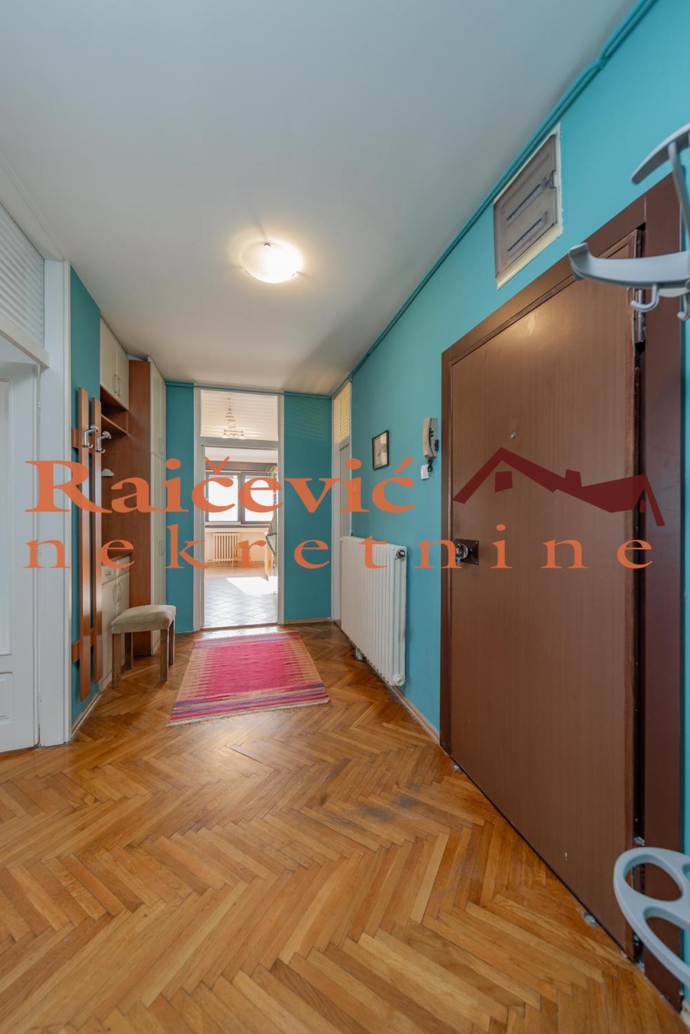 Slika 10 - Poenkareova, Trosoban stan na prodaju, 108m2, 340.000€