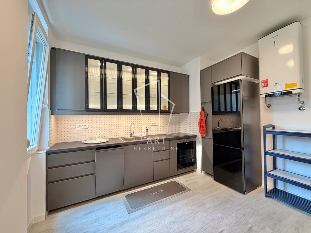Slika 7 - Svetozara Markovića, Četvorosoban stan za izdavanje, 120m2, 1.500€