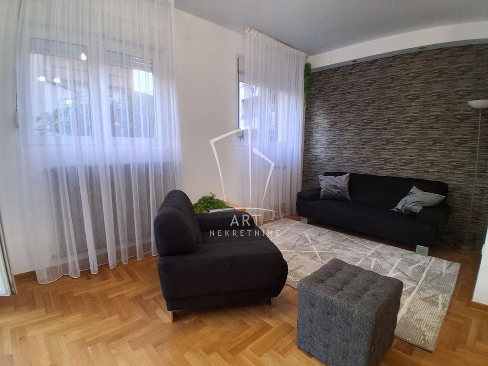 Slika 1 - Vojvode Blažete, Dvosoban stan za izdavanje, 23m2, 550€