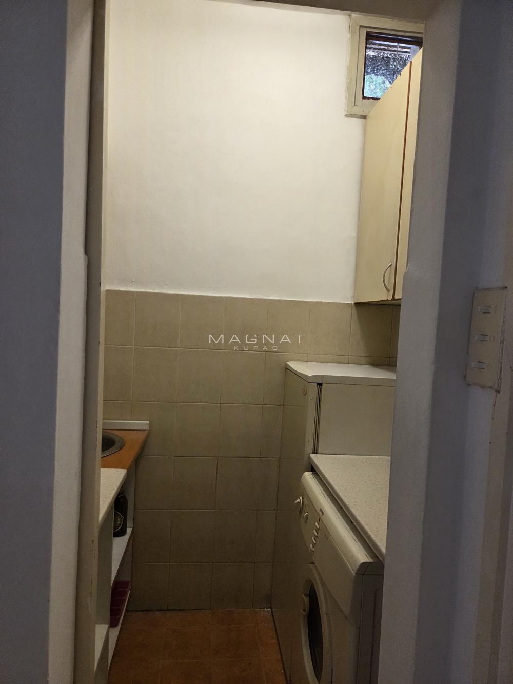 Slika 3 - Braće Jugovića, Dvosoban stan za izdavanje, 30m2, 350€