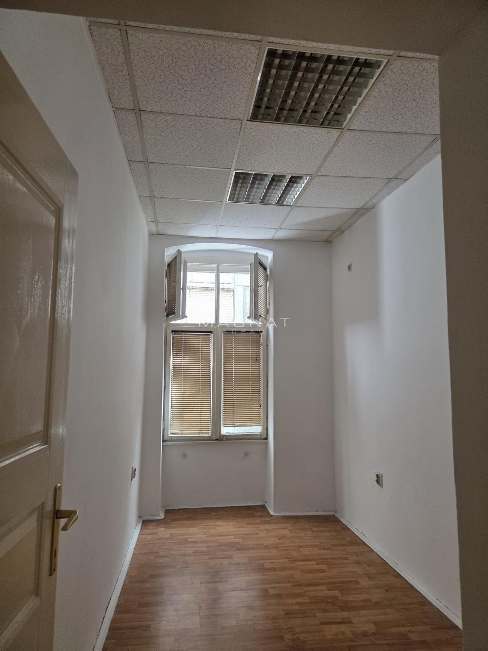 Glavna slika -Braće Jugovića, Dvosoban stan za izdavanje, 30m2, 350€