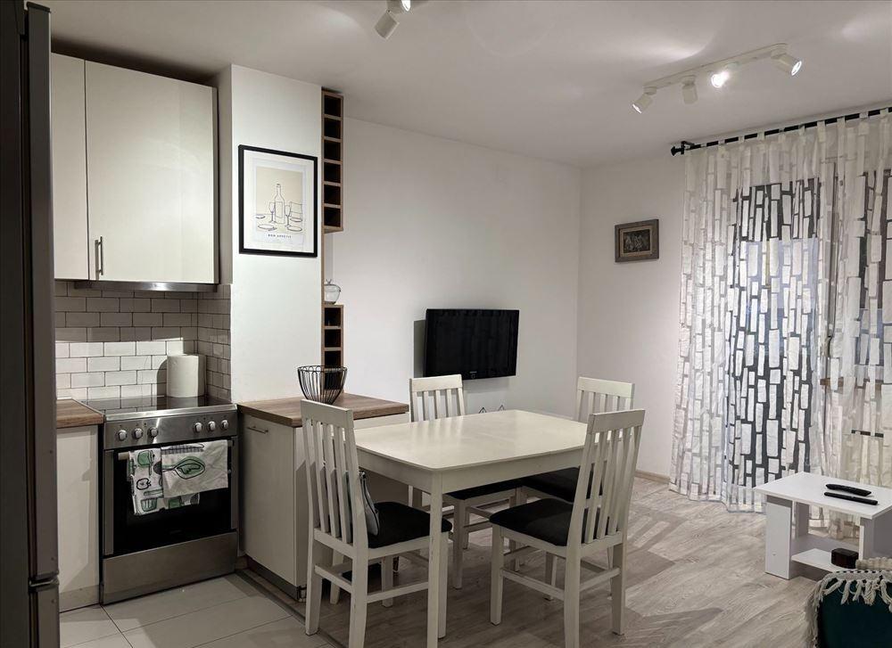 Slika 2 - Blagoja Parovića,  Kuća za izdavanje, 65m2, 500€