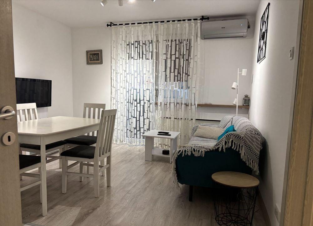 Slika 5 - Blagoja Parovića,  Kuća za izdavanje, 65m2, 500€