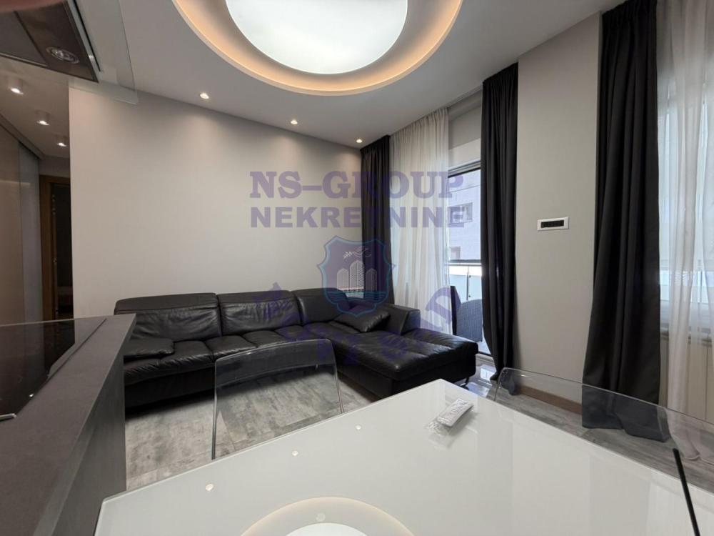 Glavna slika -Trosoban stan na prodaju, 75m2, 422.500€