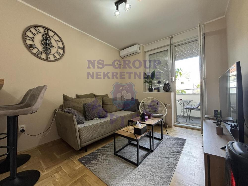 Glavna slika -Trosoban stan na prodaju, 50m2, 185.660€