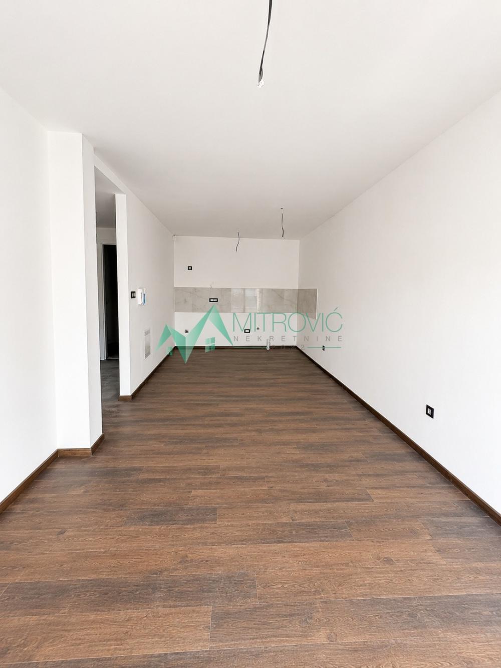 Slika 1 - Trosoban stan za izdavanje, 67m2, 550€