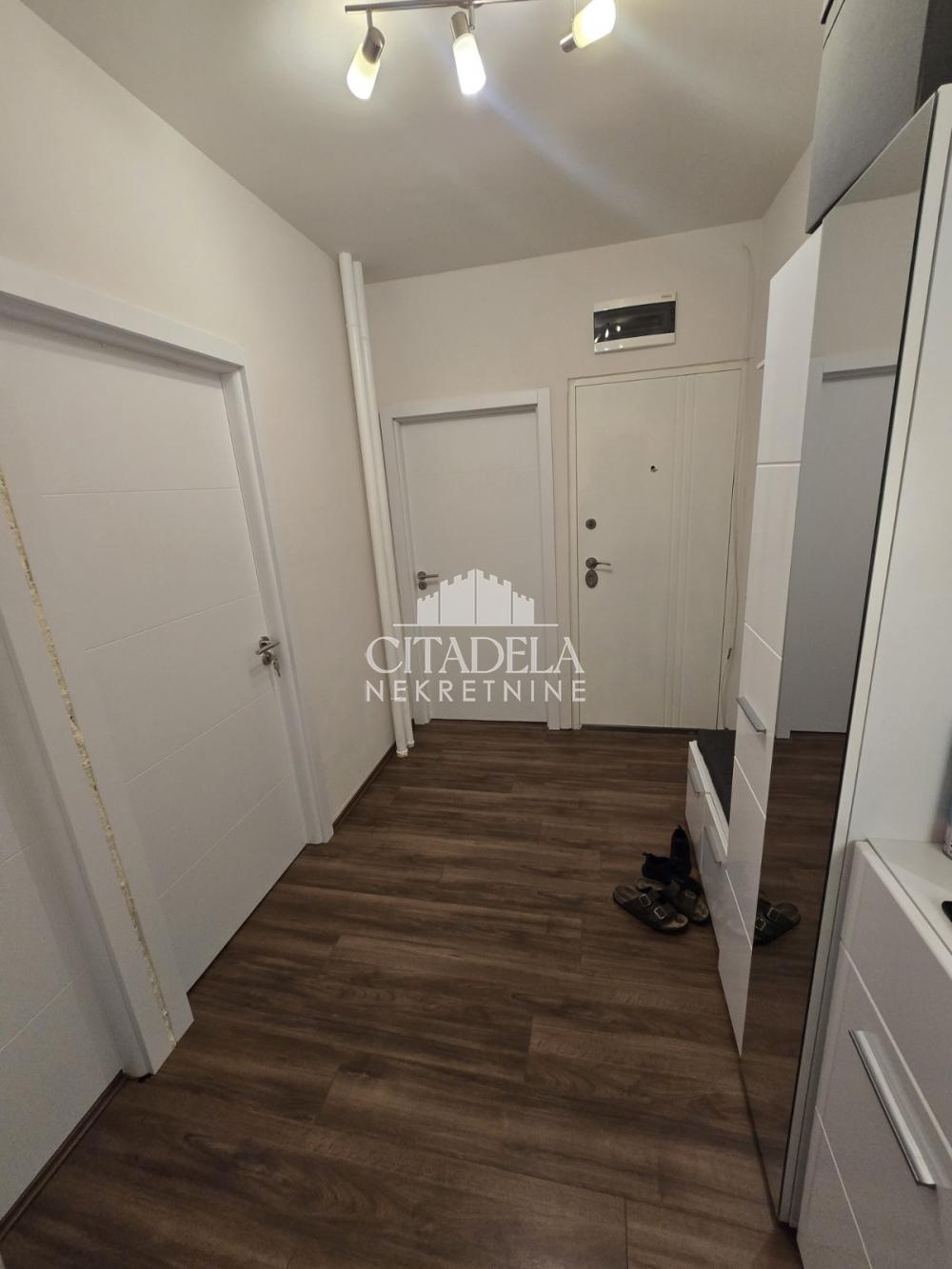 Slika 2 - Ustanička, Dvoiposoban stan na prodaju, 56m2, 210.000€