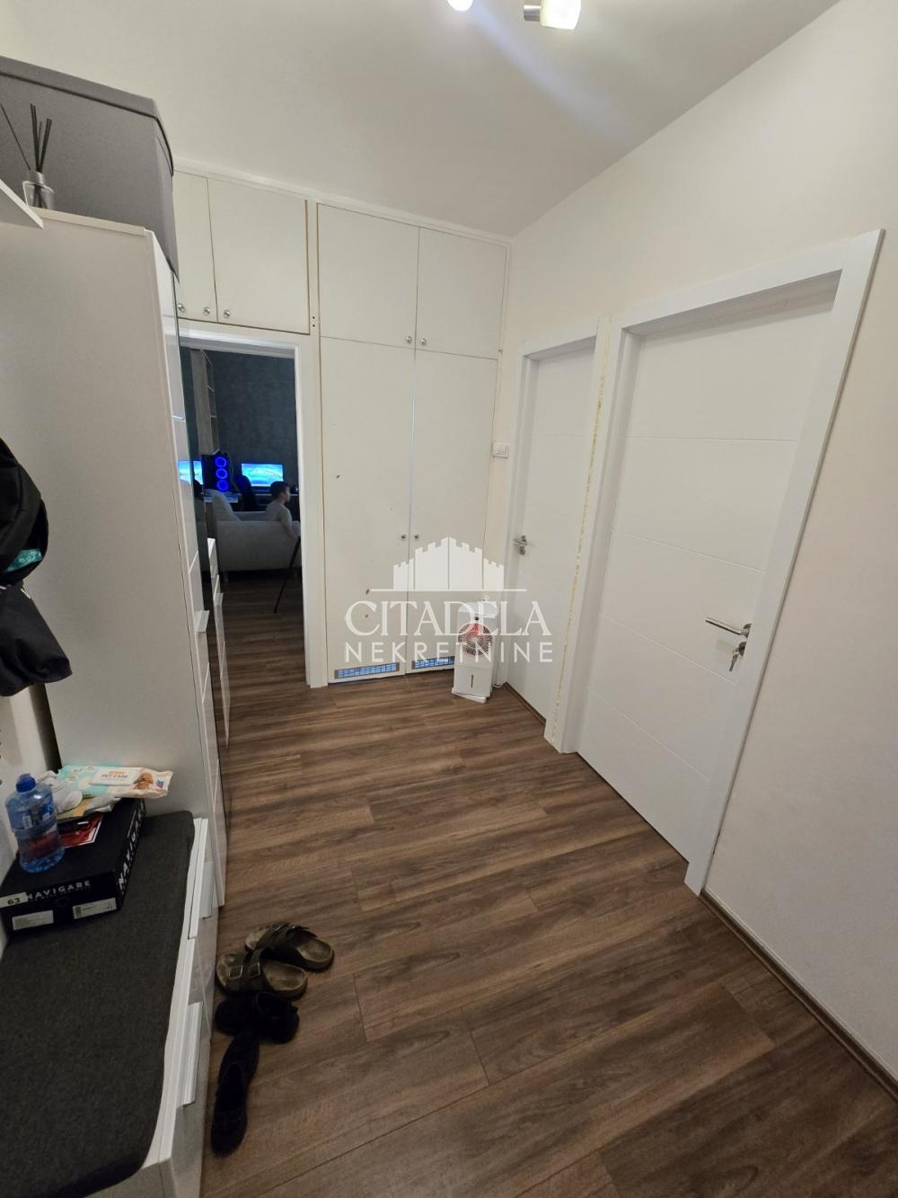 Slika 5 - Ustanička, Dvoiposoban stan na prodaju, 56m2, 210.000€