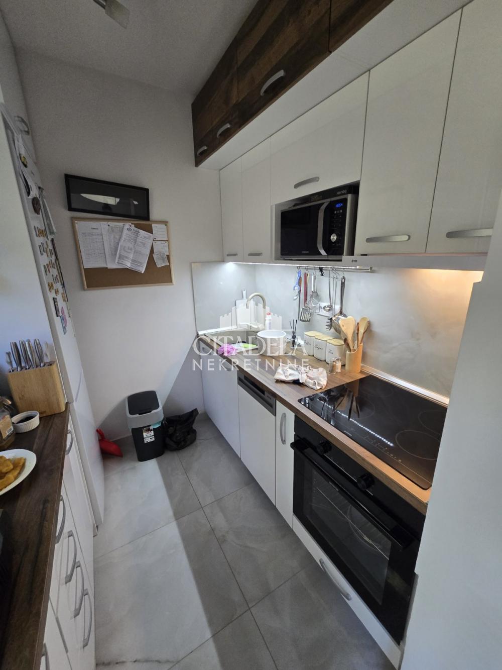 Slika 10 - Ustanička, Dvoiposoban stan na prodaju, 56m2, 210.000€