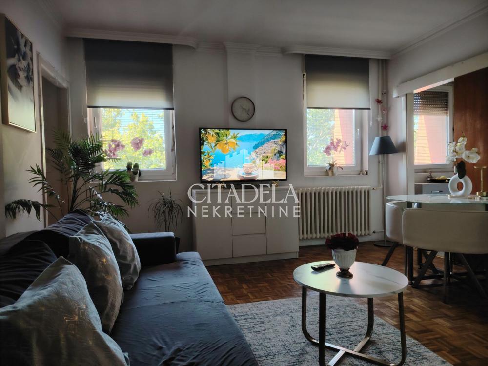 Glavna slika -Ustanička, Dvosoban stan na prodaju, 50m2, 199.000€