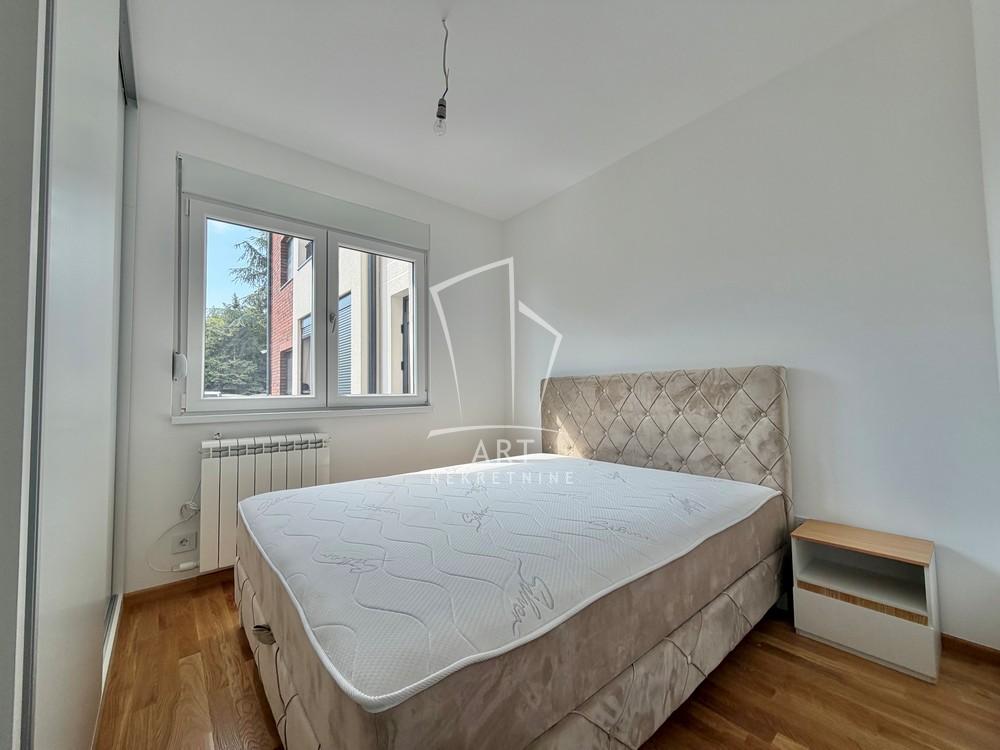 Slika 3 - Miodraga Petrovića, Jednoiposoban stan za izdavanje, 38m2, 450€