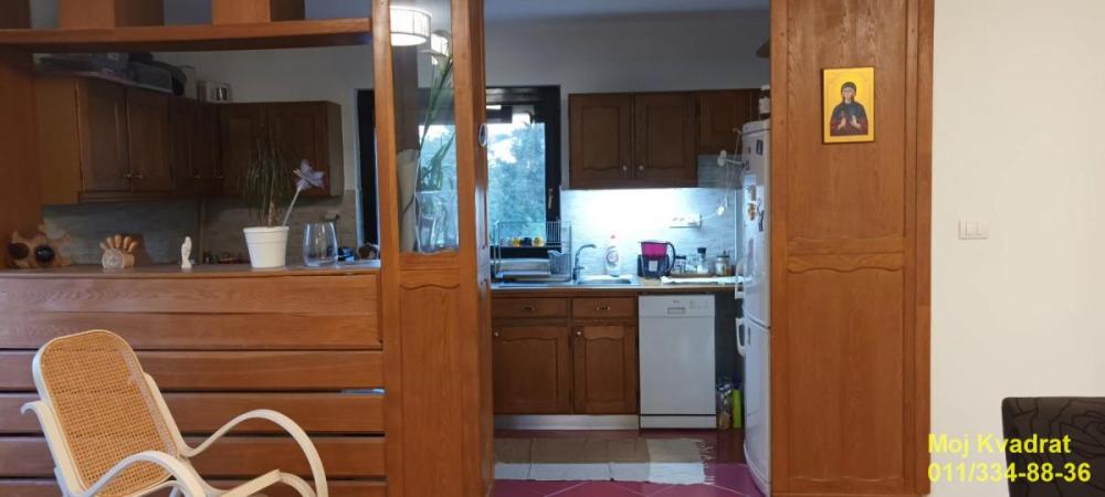 Slika 3 - Trosoban stan na prodaju, 111m2, 185.000€