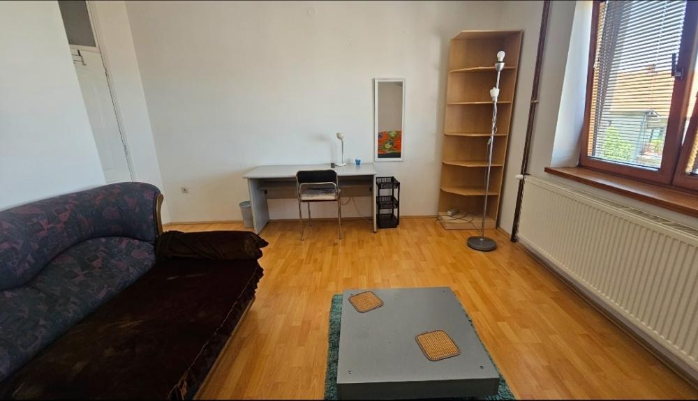 Glavna slika -Petra Konjovića,  Kuća za izdavanje, 20m2, 150€