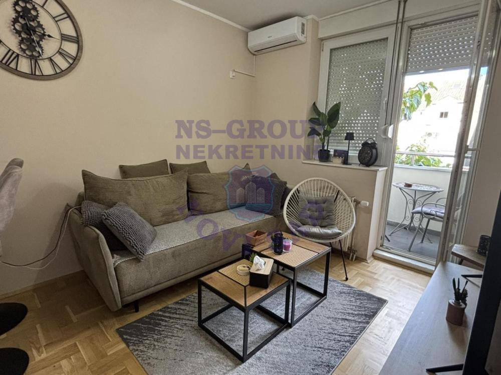 Glavna slika -Trosoban stan na prodaju, 50m2, 185.660€