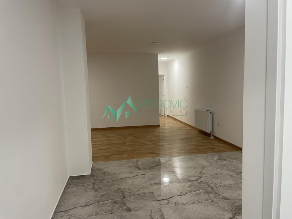 Slika 3 - Trosoban stan za izdavanje, 77m2, 500€